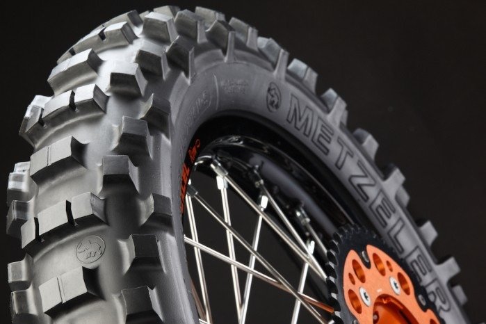 METZELER MCE 6 DAYS EXTREME ENDURO TYRES