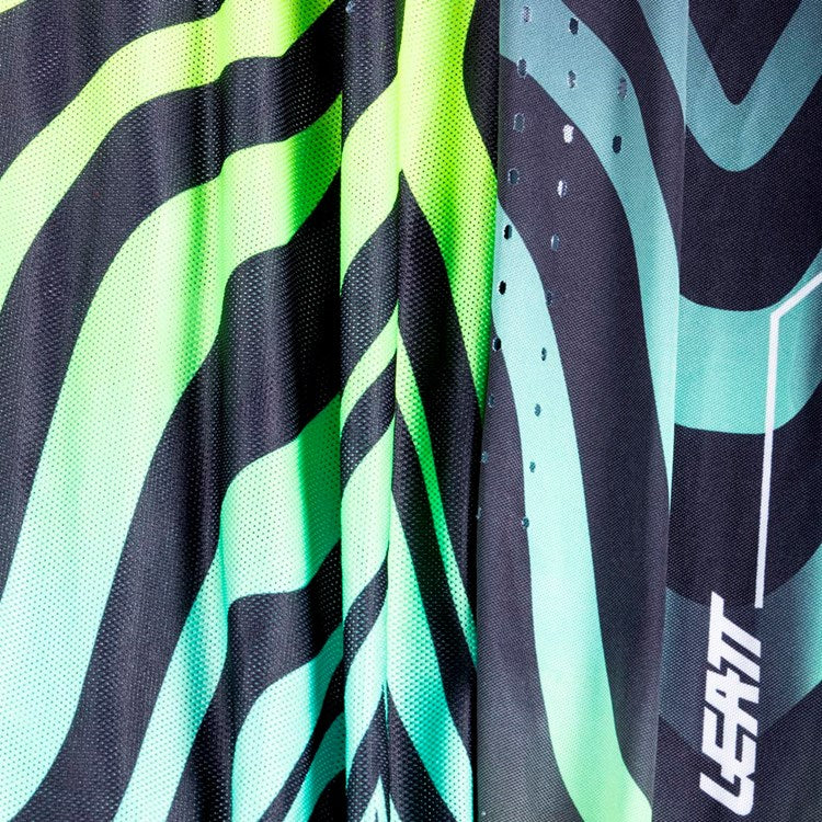 LEATT 2026 SHIRT MOTO 5.5 ULTRAWELD TIGER PINK