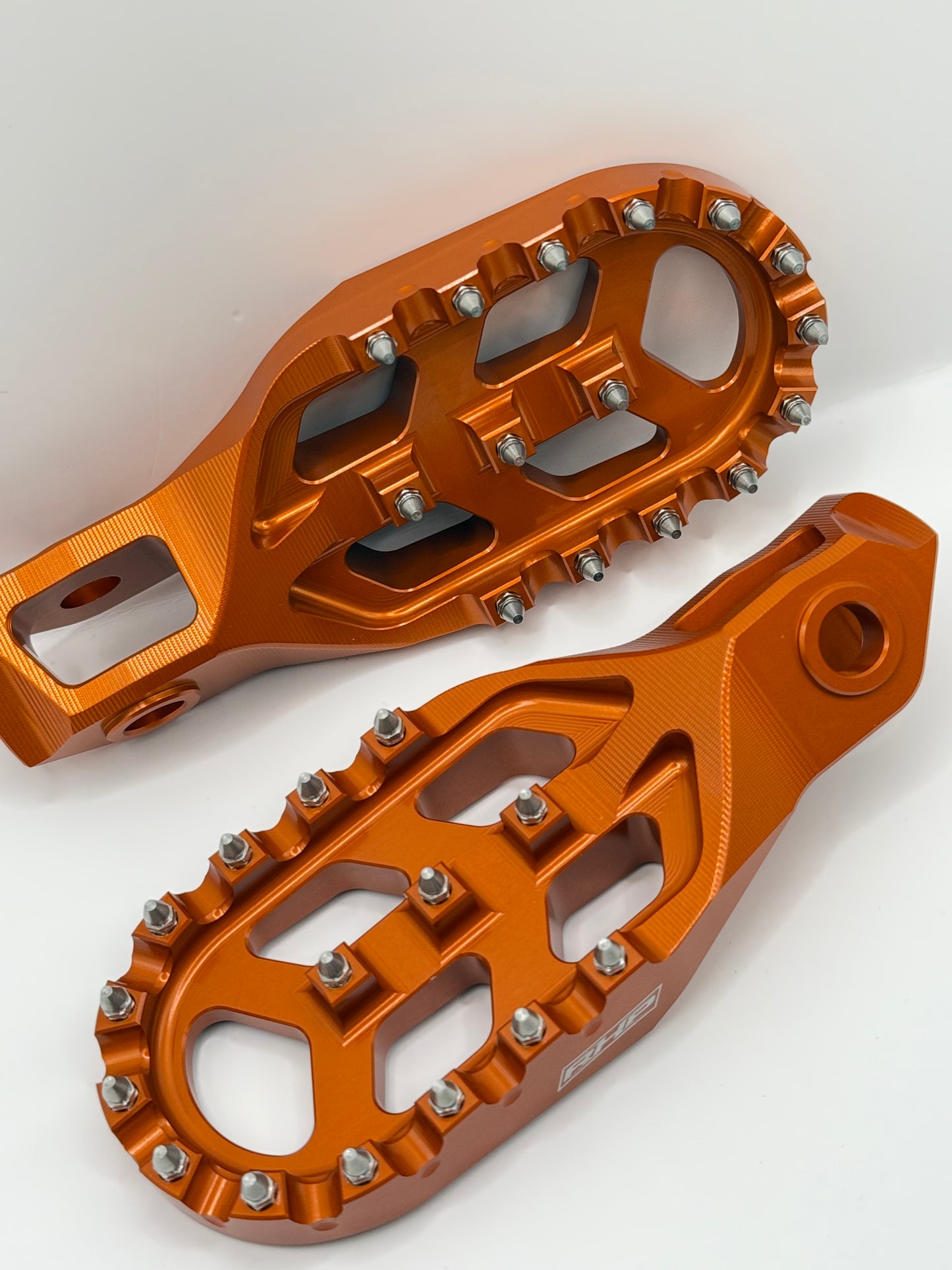 RHP WIDE FOOTPEGS FOOTREST KTM 125- 500 EXC TBI EXCF SX SXF 2023 - 2026 ORANGE BLACK (Copy)