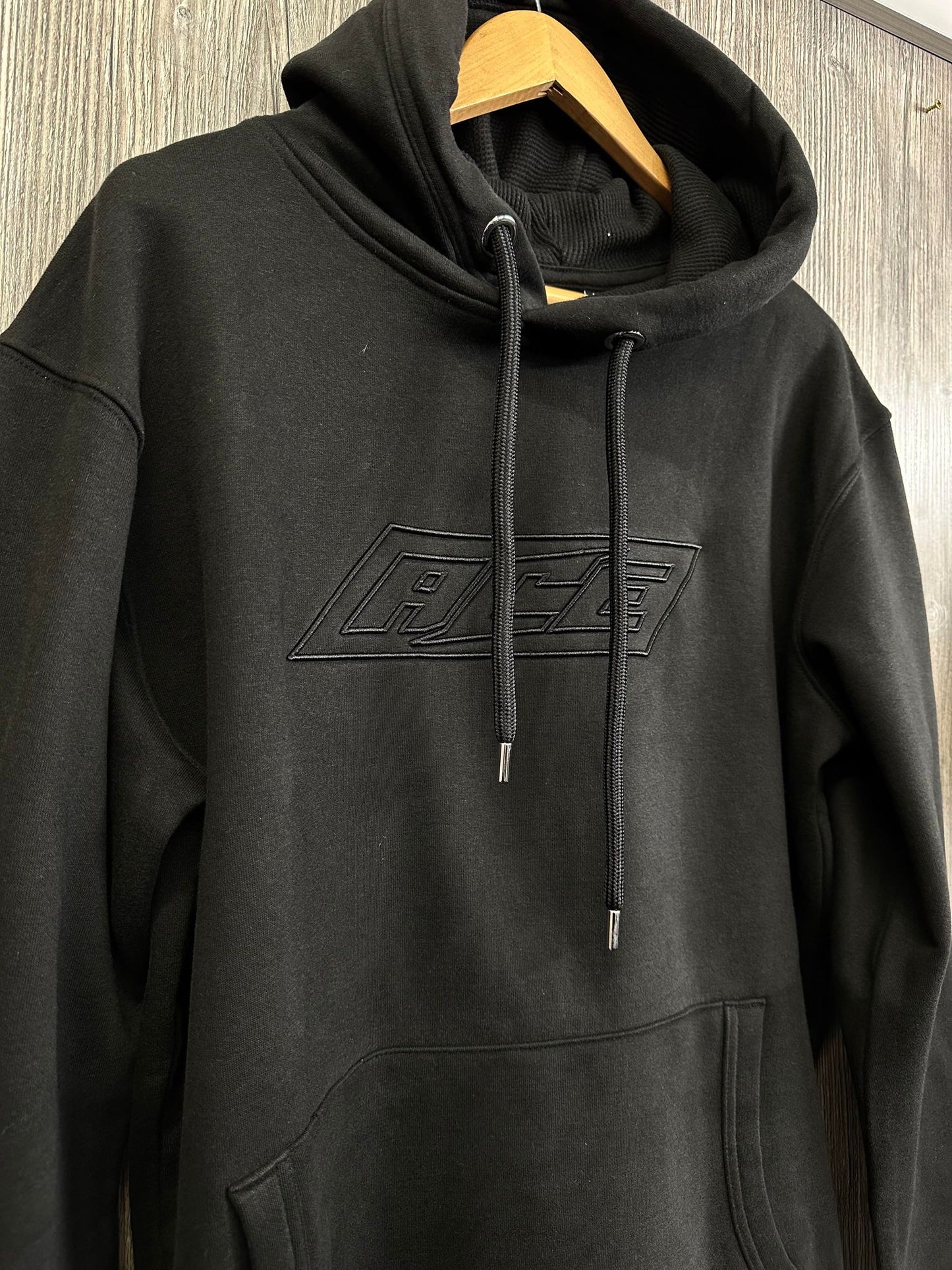 ACE HOODIE - JET BLACK