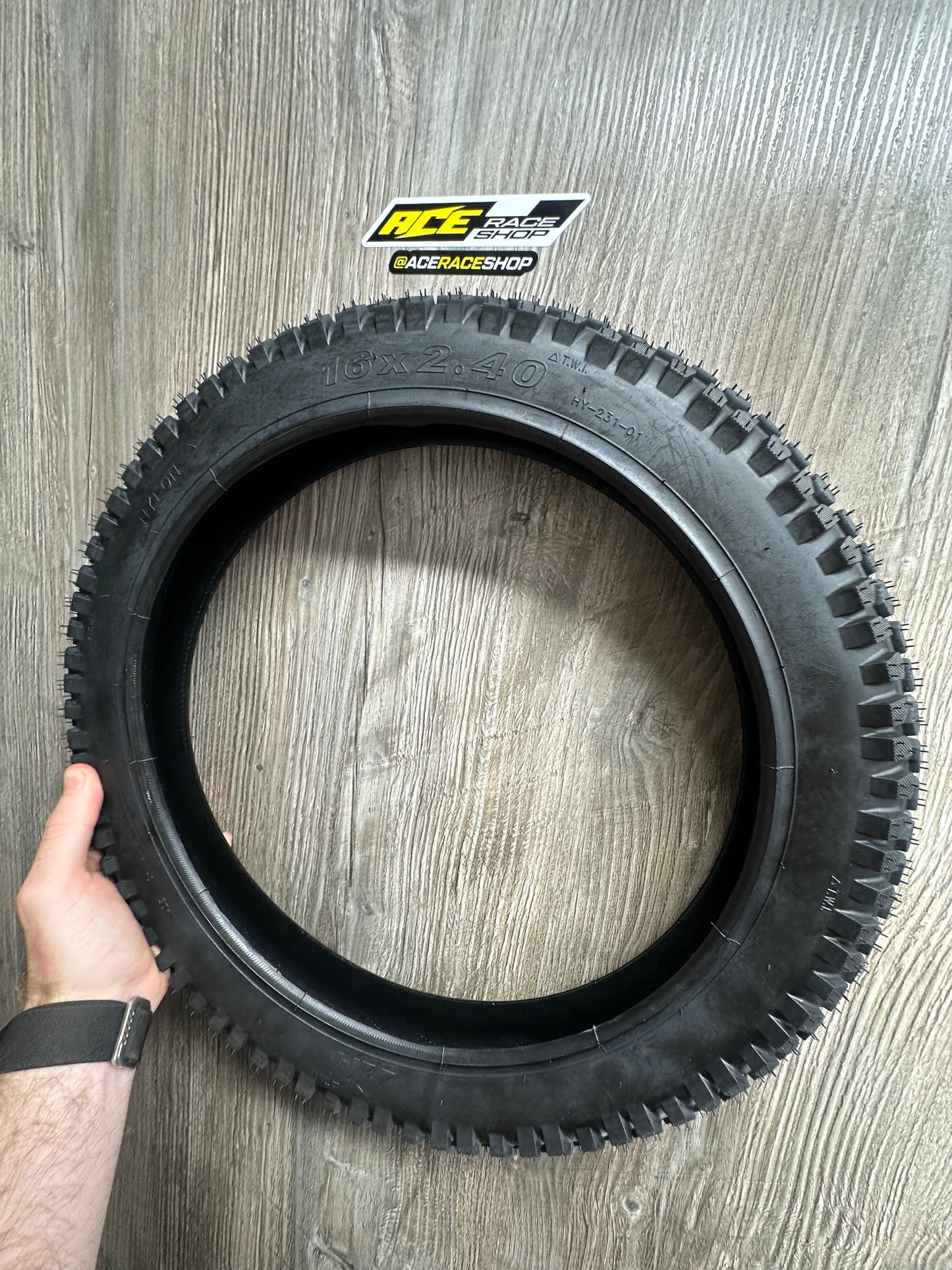 Heavy Duty Tyre 16″ 2.40 – To fit Revvi 16″ + 16″ Plus electric balance bikes