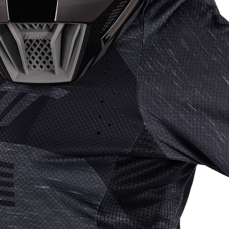 LEATT 2026 SHIRT YOUTH MOTO 4.5 STEALTH BLACK/GREY