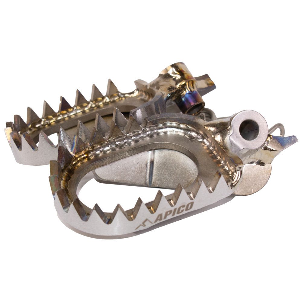APICO FOOT PEG TITANIUM OPEN DESIGN YAMAHA YZ250F 24 - 25, YZ450F 23 - 25, YZFX/WRF250 2025, YZFX/WRF450 24 - 25 (R) - ACE Race Shop