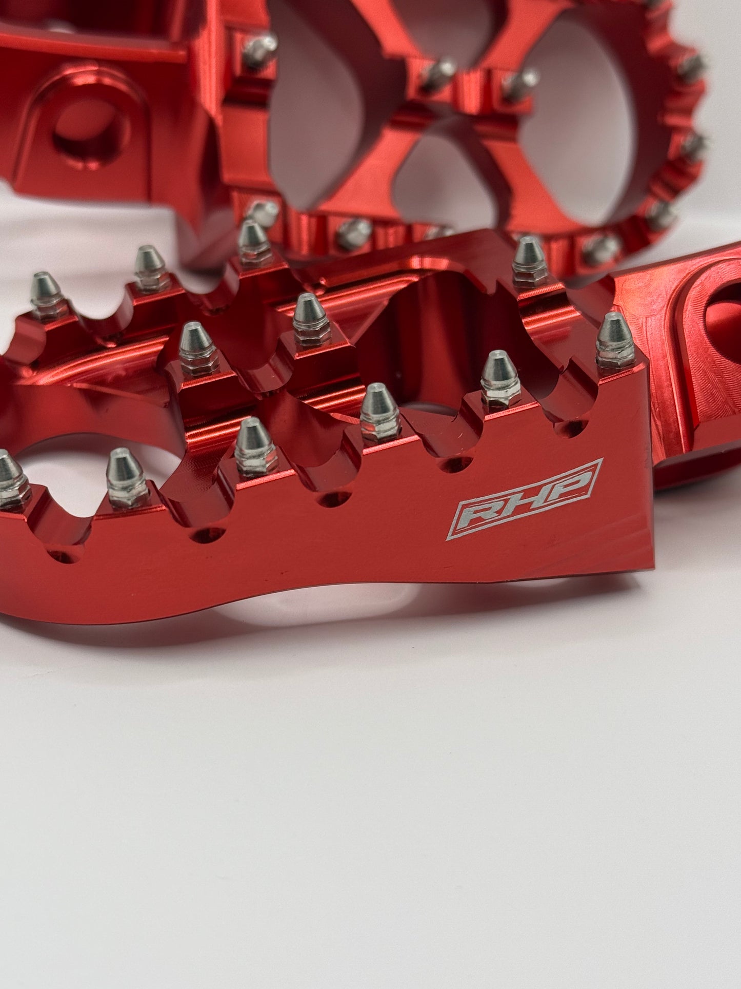 RHP RED WIDE FOOTPEGS FOR BETA RR 200 250 300 350 390 430 4T 2020 - 2025