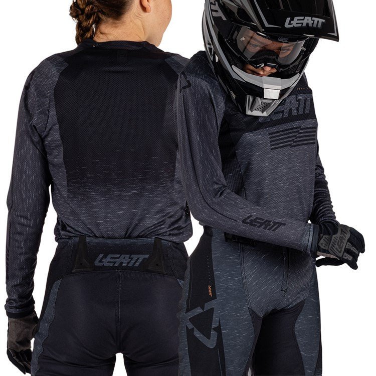 LEATT 2026 SHIRT YOUTH MOTO 4.5 STEALTH BLACK/GREY - ACE Race Shop