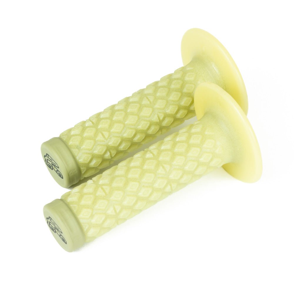 RENTHAL HANDLEBAR GRIP MX DUAL COMPOUND COMFORT ARAMID - ACE Race Shop